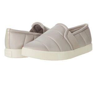 NEW Vince Blair Quilted Slip On Sneaker Cobblestone Size 8.5